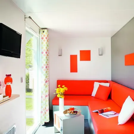 Campeggio Camping Des Pins *